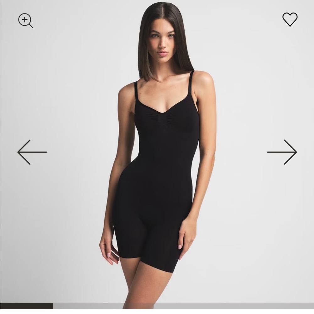 SKIMS Seamless Sculpt Mid Thigh Bodysuit